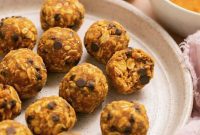 Quick Vegan Pumpkin Pie Energy Balls