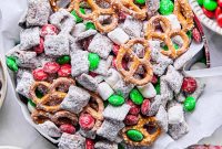 Snow Dusted Christmas Puppy Chow