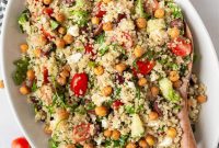 Vibrant Greek Quinoa Salad