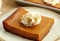Spiced Gluten-Free Pumpkin Pie Squares