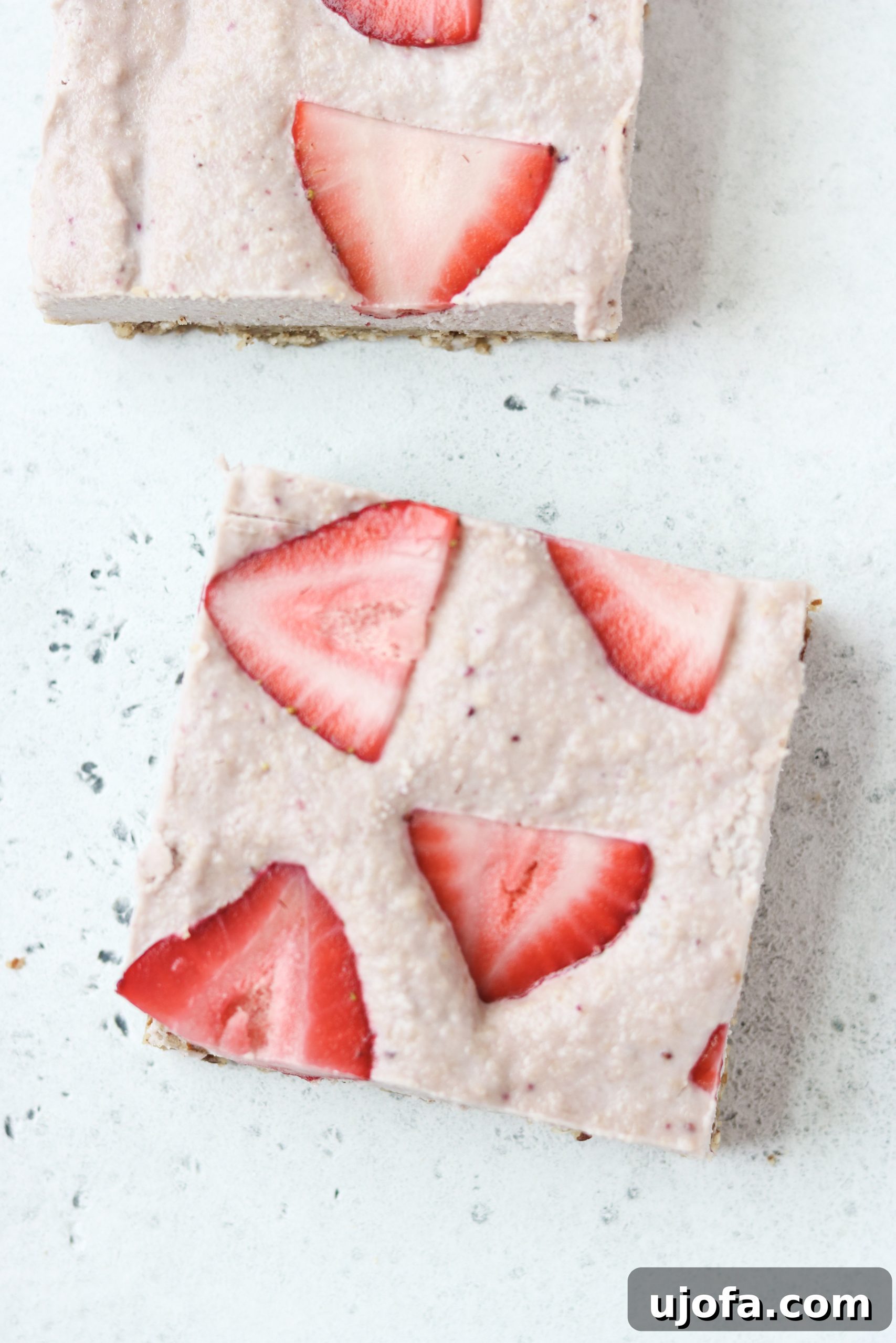 Paleo No-Bake Strawberry Cheesecake Delights 4 Ingredients for Vegan No-Bake Strawberry Cheesecake Bars