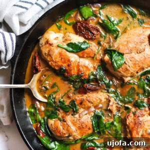 One-Pan Creamy Tuscan Chicken Skillet (Whole30, Paleo) 4 Creamy Tuscan Chicken Skillet in a pan