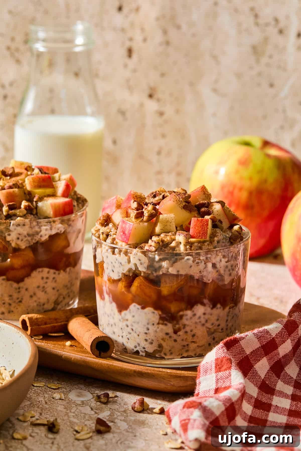 Protein-Packed Apple Pie Overnight Oats 7 img 29500 6